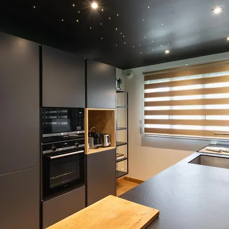 Maison Tregain - Grand Jardin Et Terrasse Holiday home Rennes